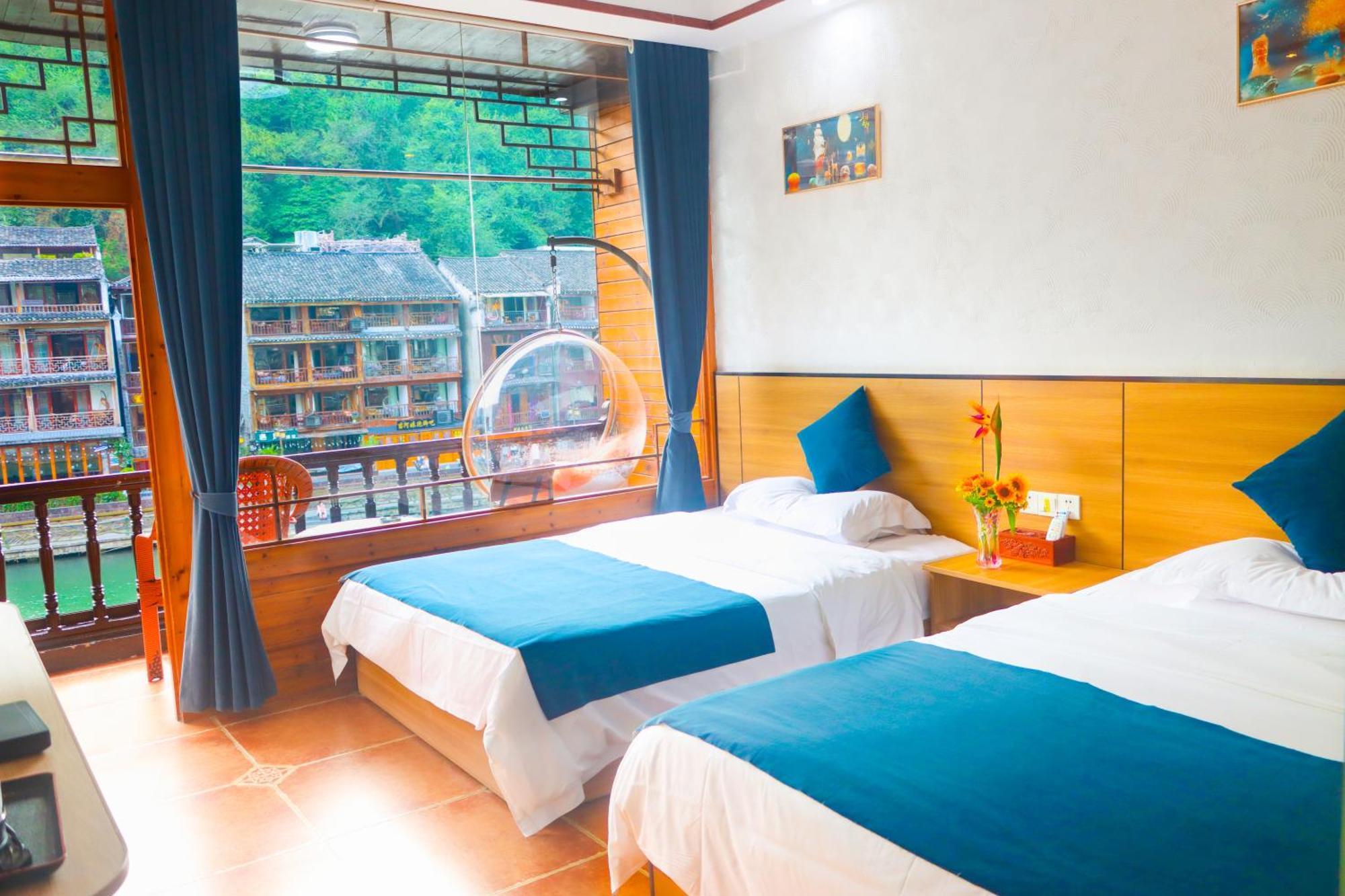 Fenghuang Memory Linjiang Inn Εξωτερικό φωτογραφία