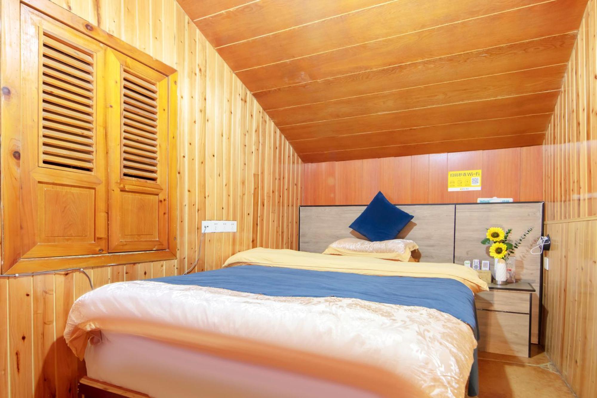 Fenghuang Memory Linjiang Inn Εξωτερικό φωτογραφία