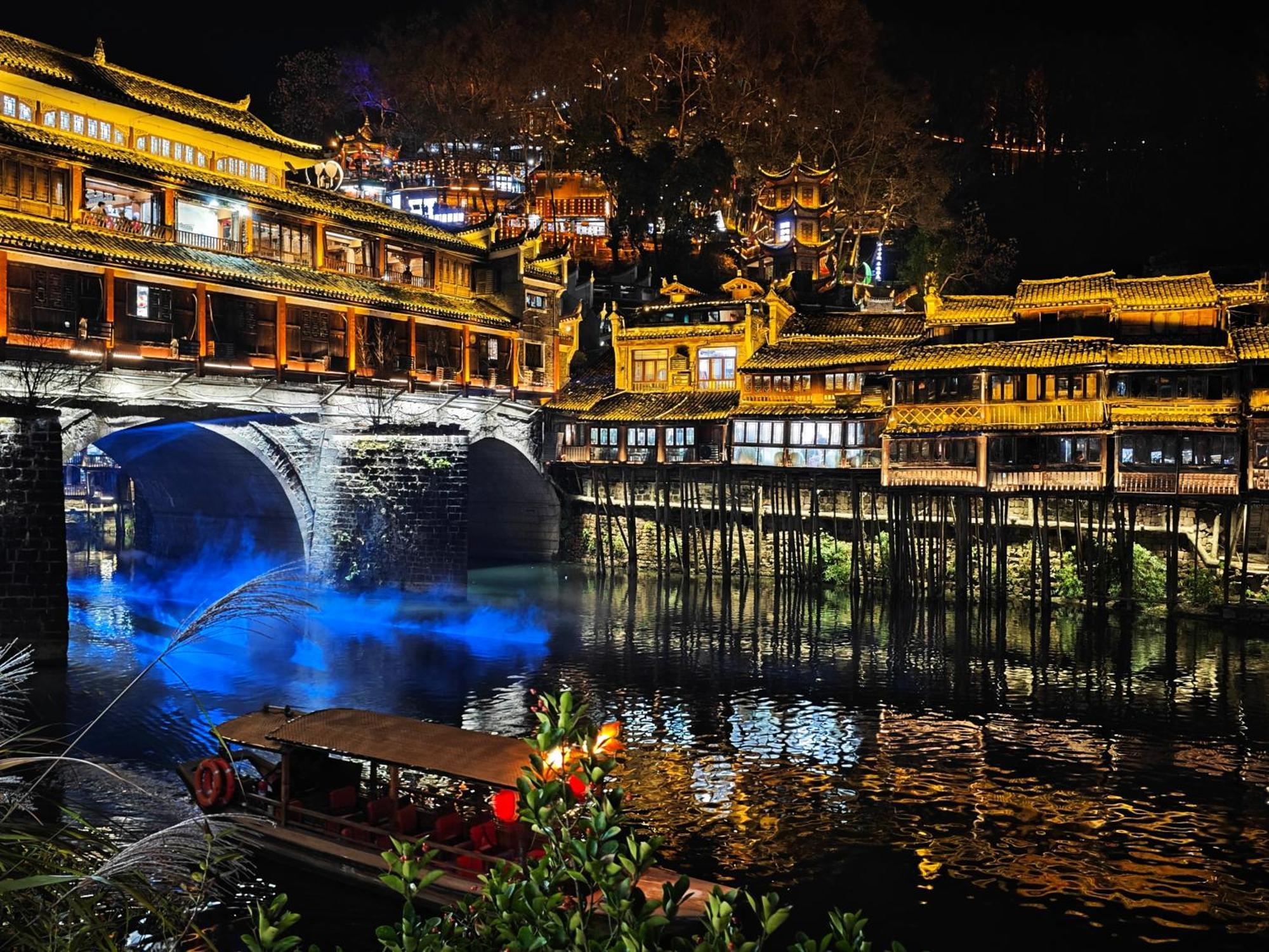 Fenghuang Memory Linjiang Inn Εξωτερικό φωτογραφία
