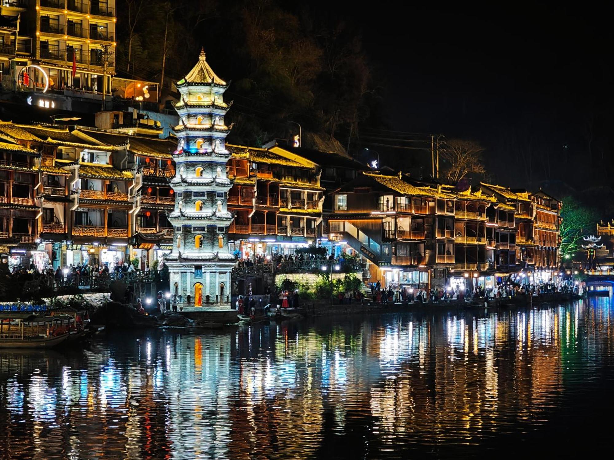 Fenghuang Memory Linjiang Inn Εξωτερικό φωτογραφία