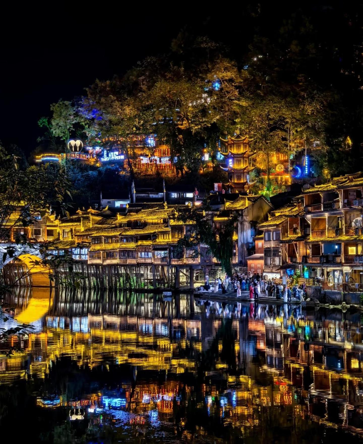 Fenghuang Memory Linjiang Inn Εξωτερικό φωτογραφία